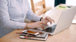 Read more about the article Physiotherapie bei Karpaltunnelsyndrom